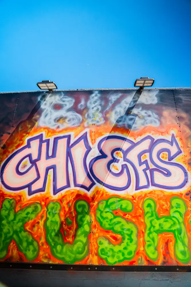 Big Chiefs Kush - Waldo Store Exterior Graffiti
